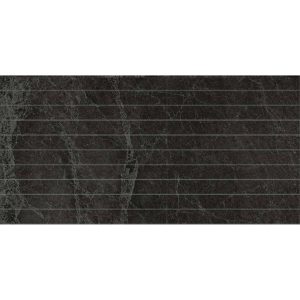 PIETRA BLACK STRIP MOSAIC 28X600MM STRIPS 300X600X10M PT04M4